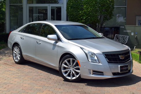 Used 2017 Cadillac XTS Luxury image 3