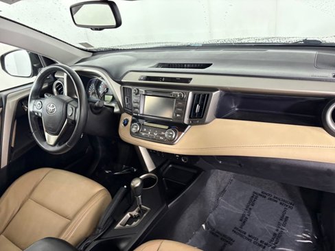 Used 2014 Toyota RAV4 Limited image 34