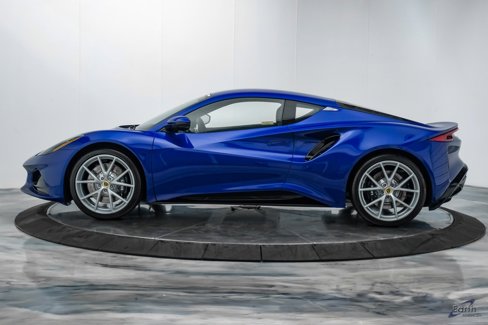 New 2025 Lotus Emira image 5