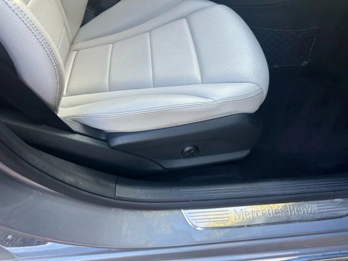 Used 2016 Mercedes-Benz C 300 Sedan image 28