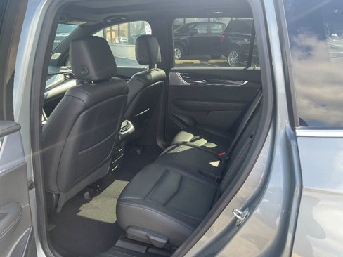 Used 2023 Cadillac XT6 Premium Luxury image 13