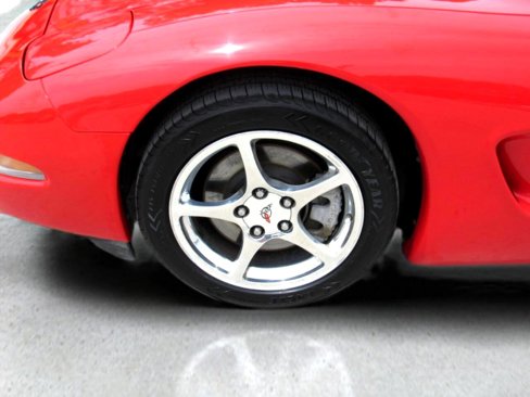Used 2002 Chevrolet Corvette Convertible w/ Preferred Equipment Group2 image 25