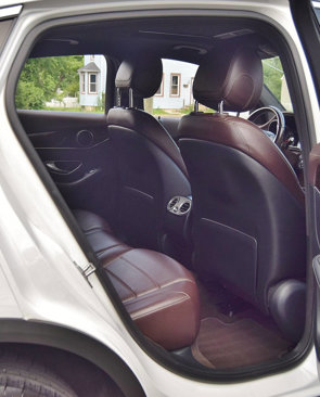 Used 2018 Mercedes-Benz GLC 300 4MATIC Coupe w/ Multimedia Package image 39