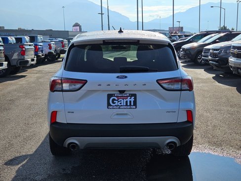 Used 2021 Ford Escape SE w/ Convenience Package image 4