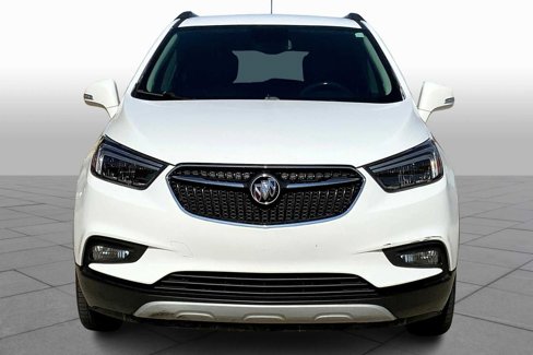 Used 2020 Buick Encore Essence image 3