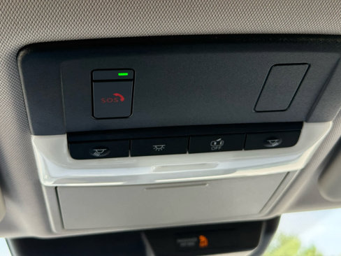 Used 2022 Mitsubishi Outlander SEL image 33