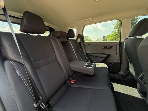 Certified 2023 Nissan Rogue S image 27