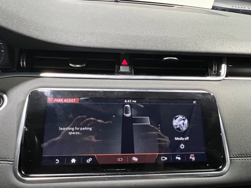 Used 2020 Land Rover Range Rover Evoque SE image 35