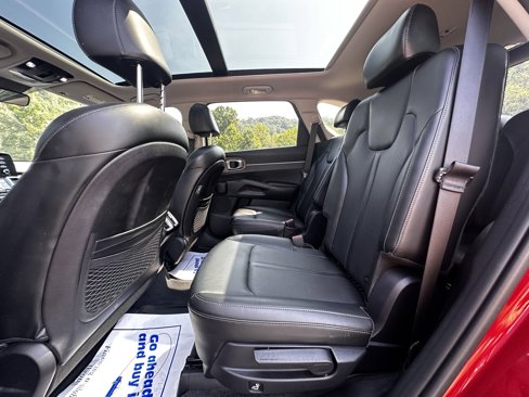 Used 2021 Kia Sorento EX w/ Panoramic Sunroof Package image 24