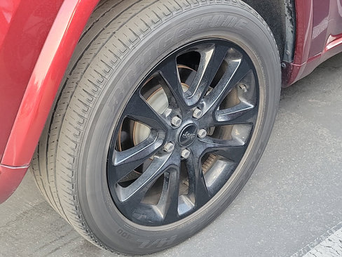 Used 2018 Jeep Grand Cherokee Altitude image 5