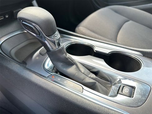 Used 2023 Chevrolet Malibu LT image 28