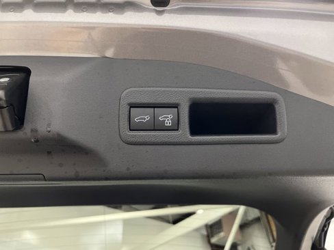 Used 2024 Toyota bZ4X XLE w/ Weather Package image 17