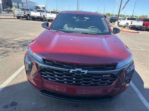 Used 2024 Chevrolet Trax RS w/ Sunroof Package image 7