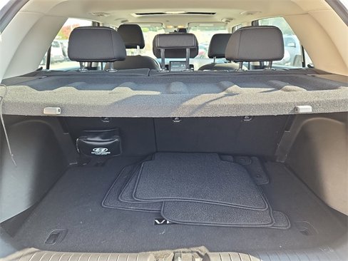 Certified 2023 Hyundai Venue SEL image 29