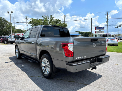 Used 2023 Nissan Titan SV w/ SV Utility Package image 5