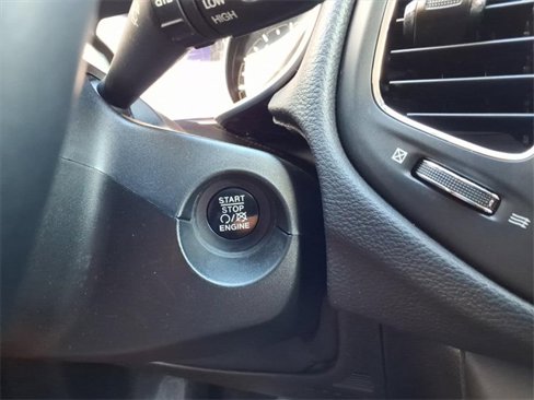 Used 2017 Jeep Compass Latitude image 24