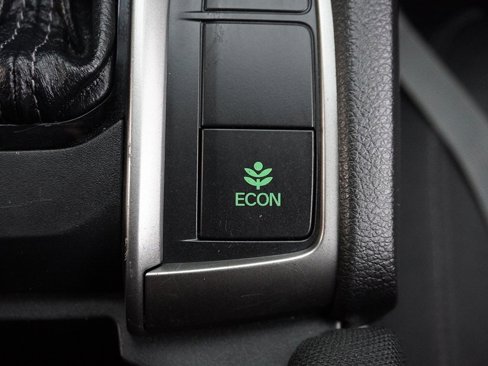 Used 2018 Honda Civic Sport image 45