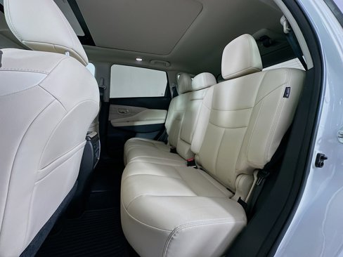 Used 2023 Nissan Murano SL w/ SL Moonroof Package image 24