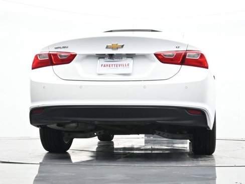 Used 2023 Chevrolet Malibu LT w/ Driver Confidence Package image 38