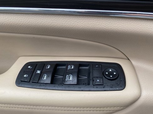 Used 2020 Jeep Grand Cherokee Limited w/ Premium Lighting Group image 30