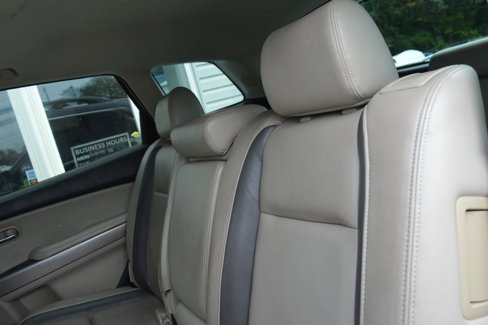 Used 2011 MAZDA CX-9 Grand Touring w/ Moonroof & Bose Audio Pkg image 16