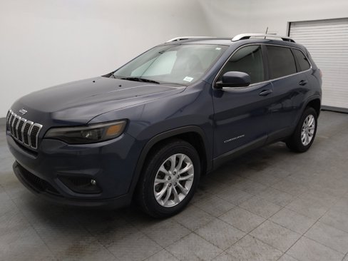 Used 2019 Jeep Cherokee Latitude w/ Popular Appearance Group image 2