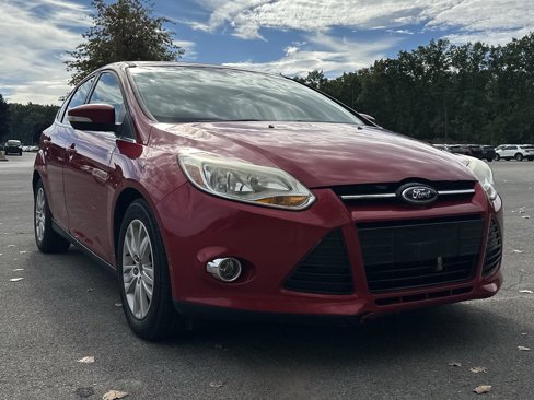 Used 2012 Ford Focus SEL w/ SEL/Titanium Winter Pkg image 12