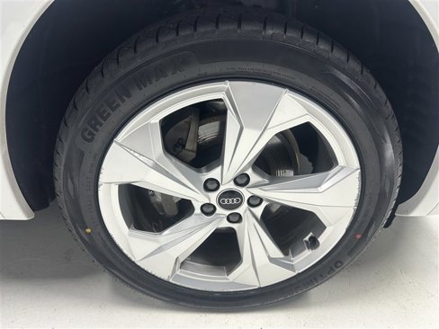 Used 2021 Audi Q5 2.0T Premium Plus w/ Premium Plus Package image 15