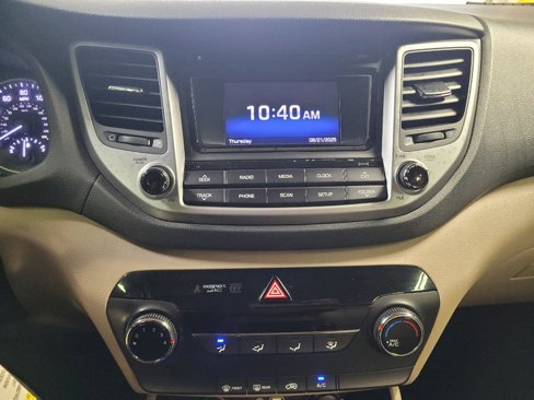 Used 2017 Hyundai Tucson SE image 25