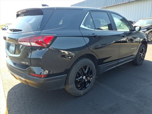 Used 2023 Chevrolet Equinox LT image 3