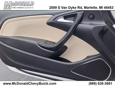 Used 2019 Buick Cascada Premium image 17