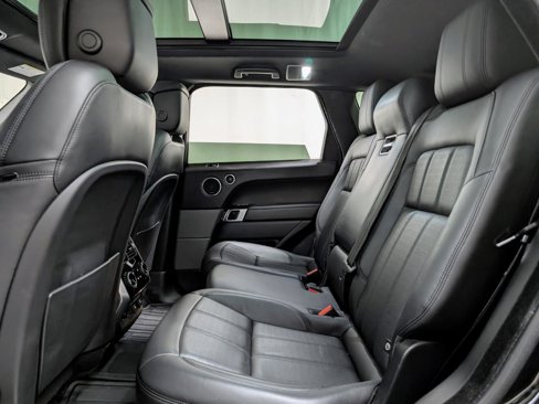 Used 2018 Land Rover Range Rover Sport HSE Dynamic image 17