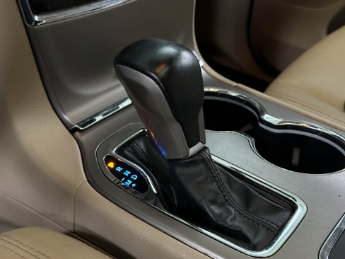 Certified 2021 Jeep Grand Cherokee Limited image 32
