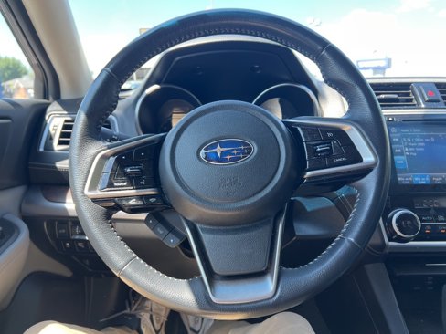 Used 2018 Subaru Outback 2.5i Limited image 16
