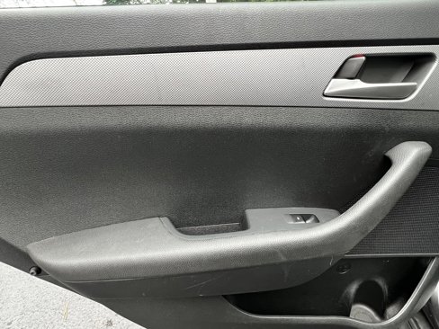 Used 2019 Hyundai Sonata SE image 30