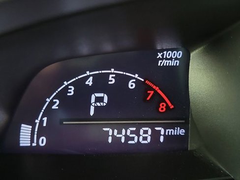 Used 2015 MAZDA MAZDA3 i Touring w/ Technology Package image 26