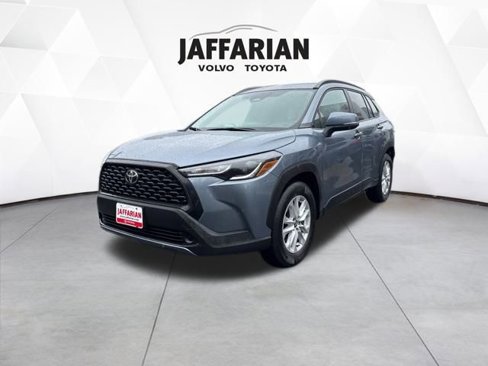 Certified 2023 Toyota Corolla Cross LE image 8