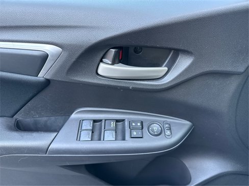 Used 2016 Honda Fit LX image 21