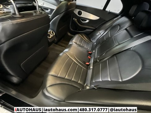 Used 2019 Mercedes-Benz C 300 Sedan image 17