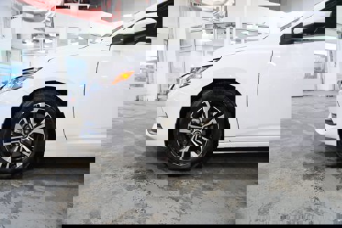 Used 2023 Nissan Sentra SV image 5
