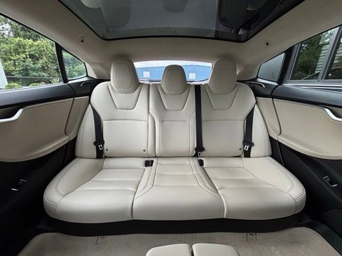 Used 2018 Tesla Model S 100D image 41