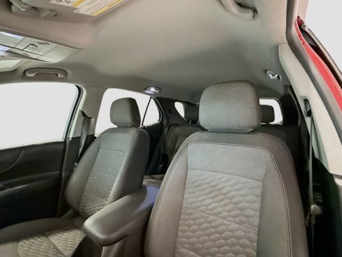 Used 2018 Chevrolet Equinox LT image 19