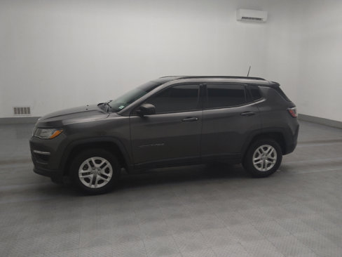 Used 2018 Jeep Compass Sport w/ Tech Group image 2