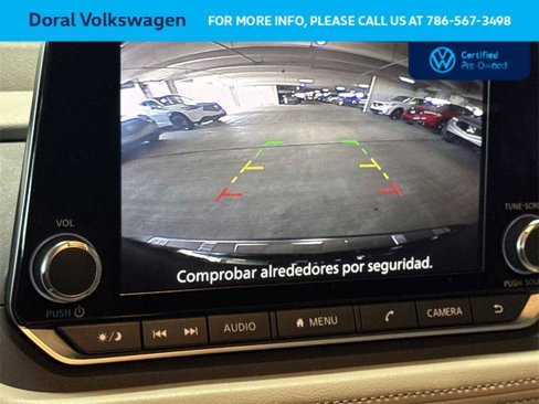 Used 2023 Nissan Rogue SV image 19