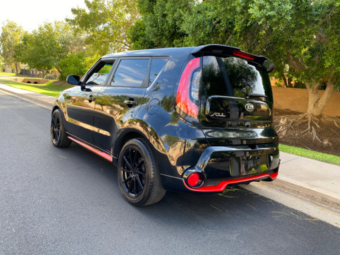 Used 2015 Kia Soul + image 65