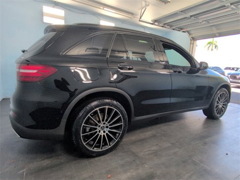 Used 2019 Mercedes-Benz GLC 300 4MATIC image 14