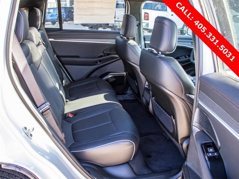 New 2025 Jeep Wagoneer Limited image 24