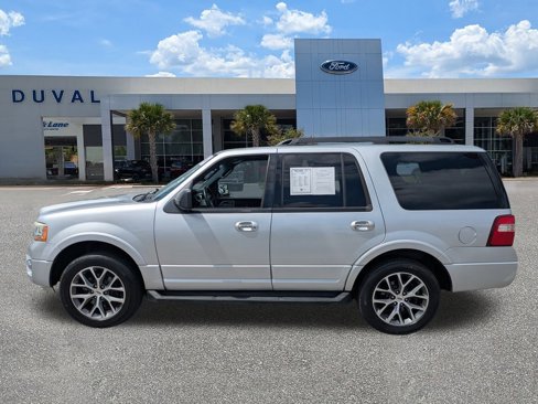 Used 2016 Ford Expedition XLT w/ Equipment Group 202A image 6