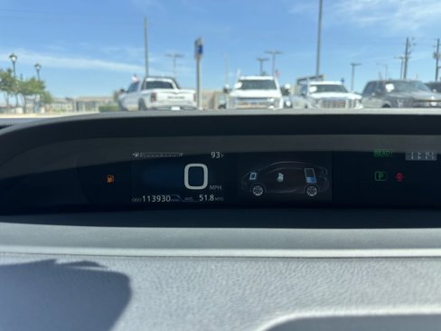 Used 2019 Toyota Prius L Eco image 13