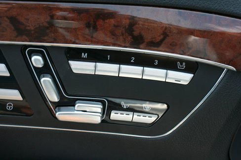 Used 2008 Mercedes-Benz S 550 4MATIC image 37
